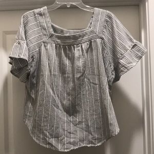 Universal Thread flowy t-shirt